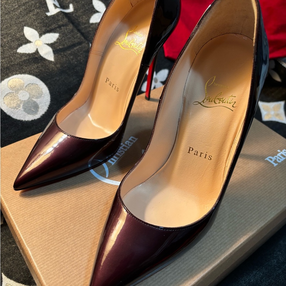 Christian Louboutin Elegant Black and Red Heels - Picture 6 of 10